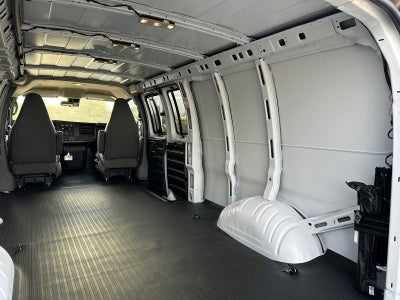 2025 GMC Savana Cargo 3500 Work Van