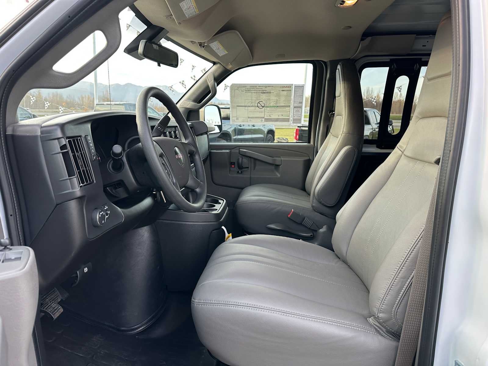 2025 GMC Savana Cargo 3500 Work Van