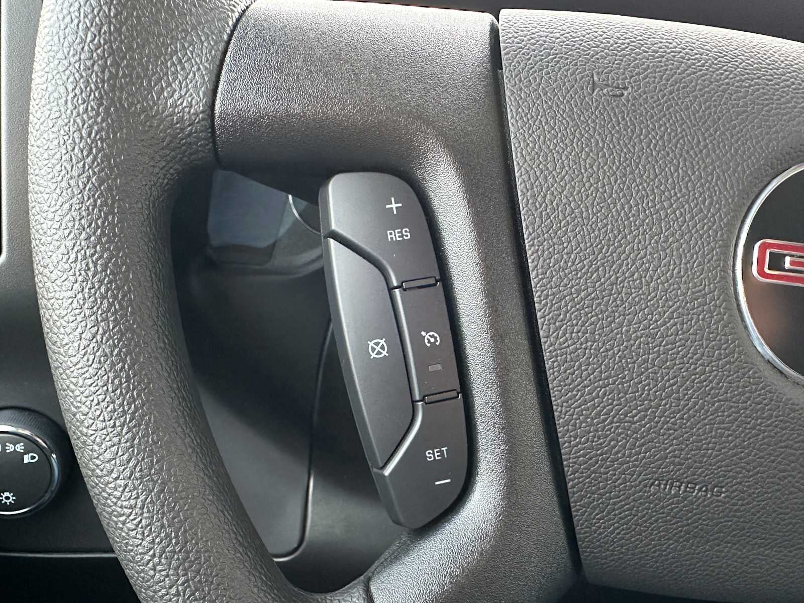 2025 GMC Savana Cargo 3500 Work Van