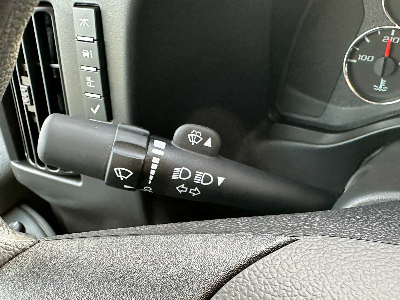 2025 GMC Savana Cargo 3500 Work Van