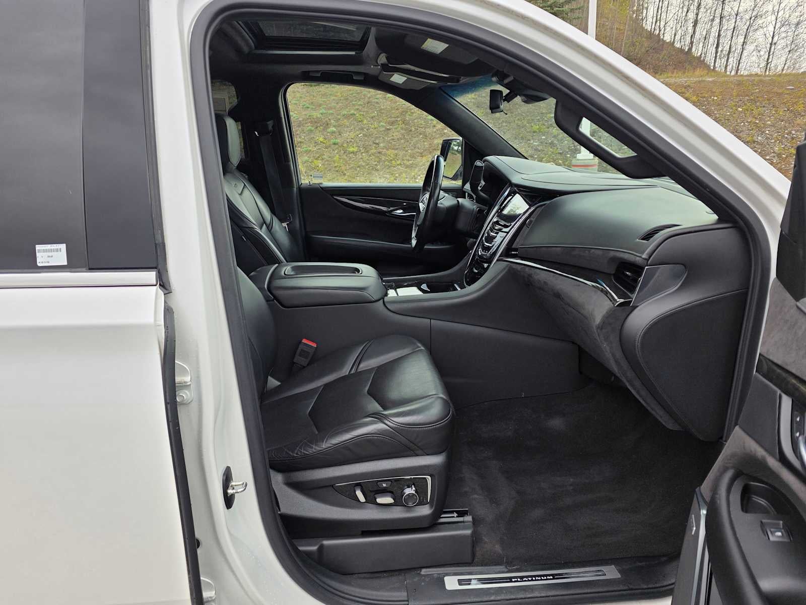 2020 Cadillac Escalade Platinum