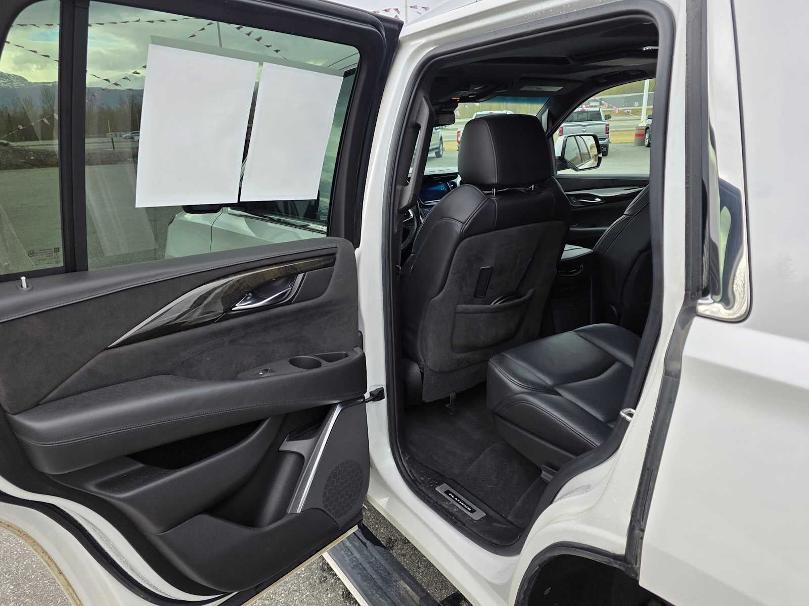 2020 Cadillac Escalade Platinum