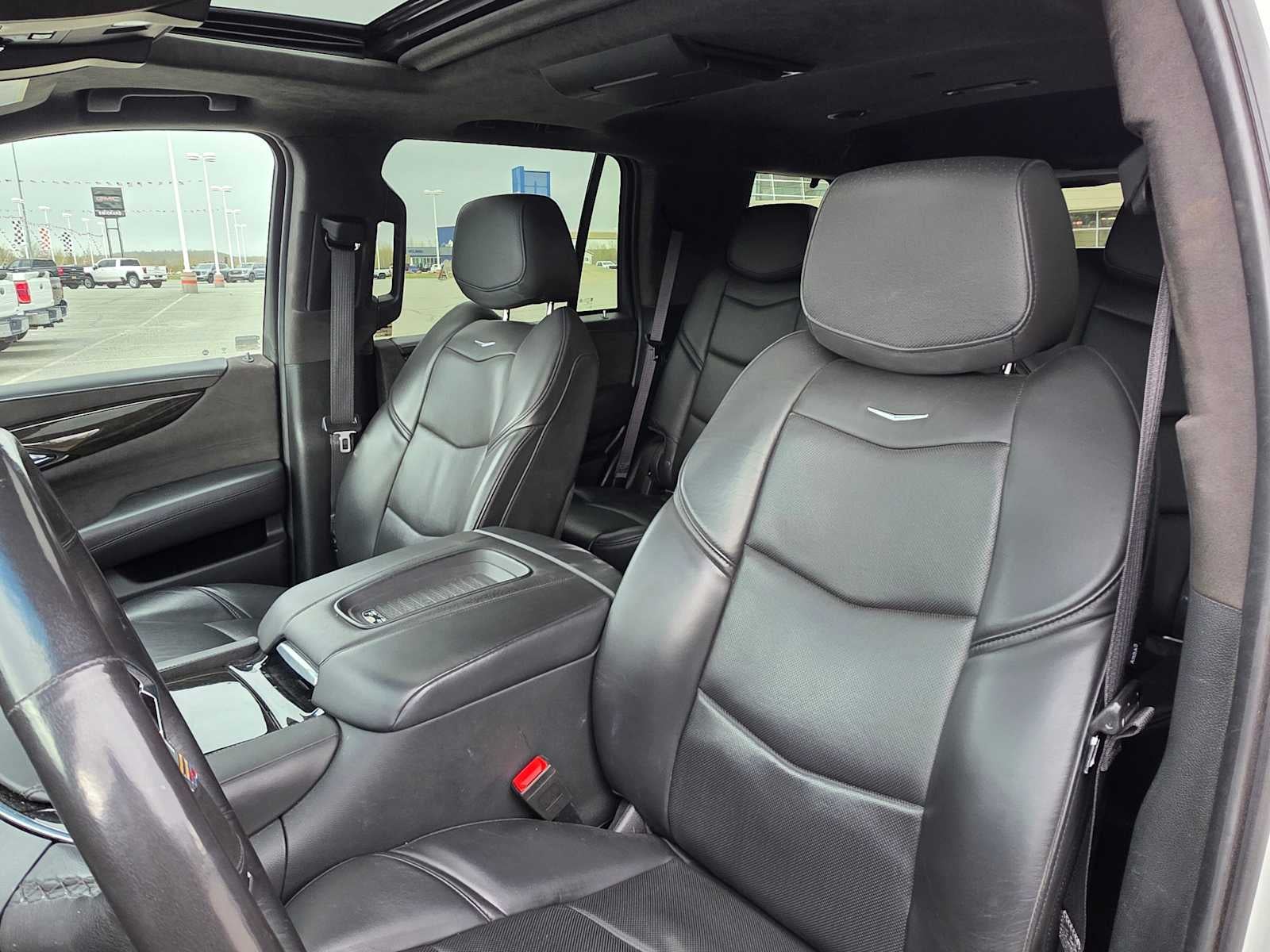 2020 Cadillac Escalade Platinum