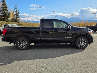 2024 Nissan Titan SV