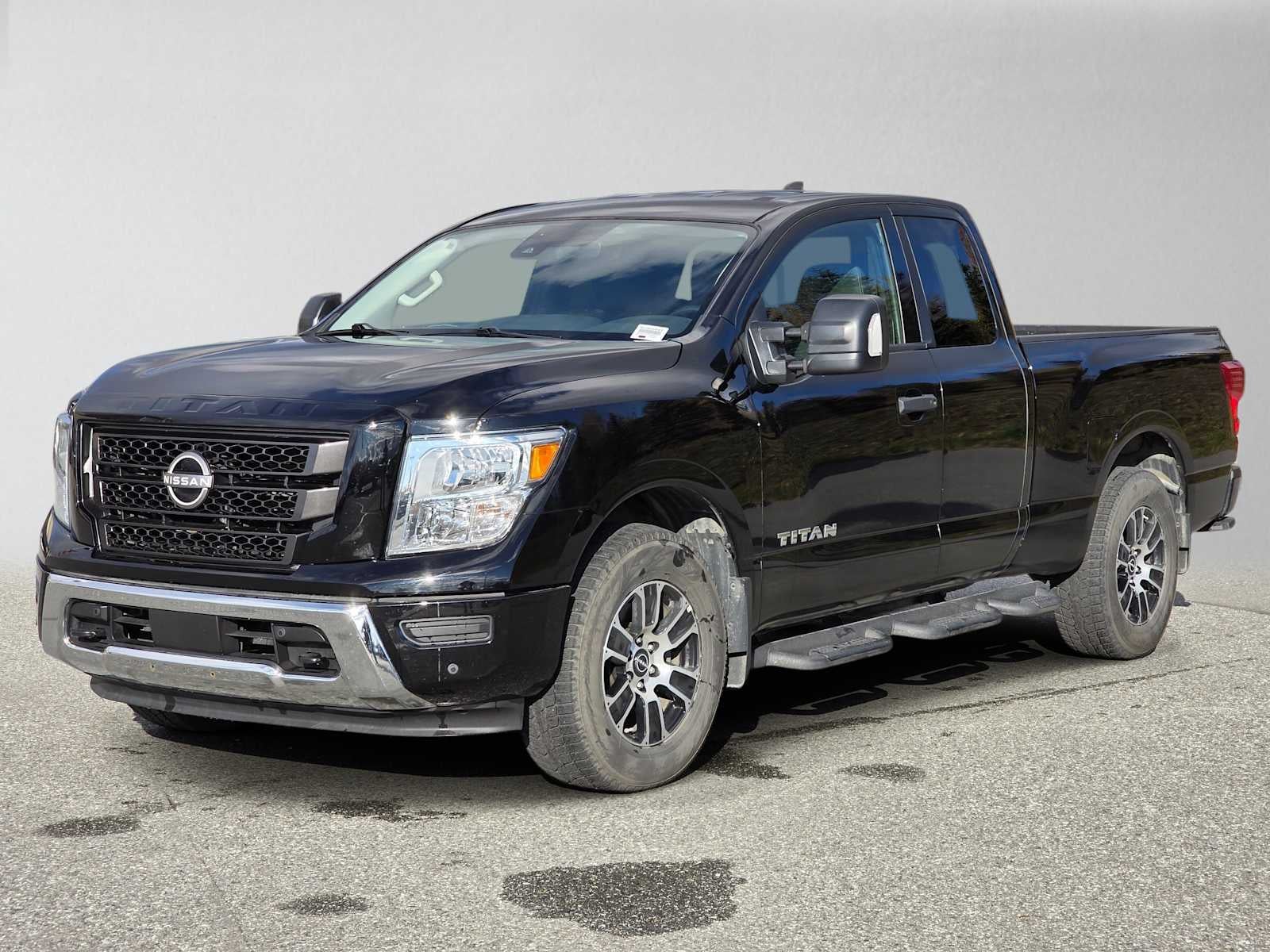 2024 Nissan Titan SV