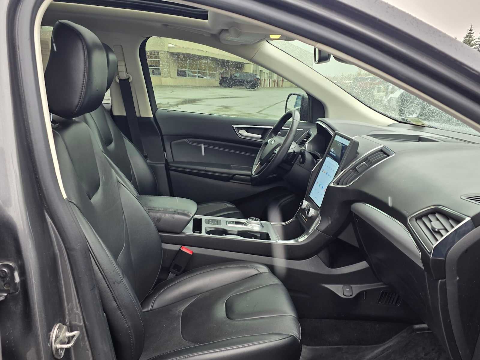 2021 Ford Edge Titanium