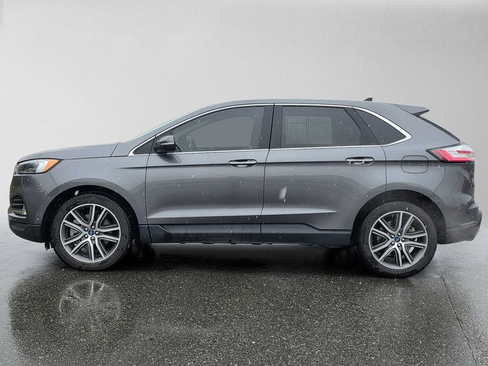 2021 Ford Edge Titanium