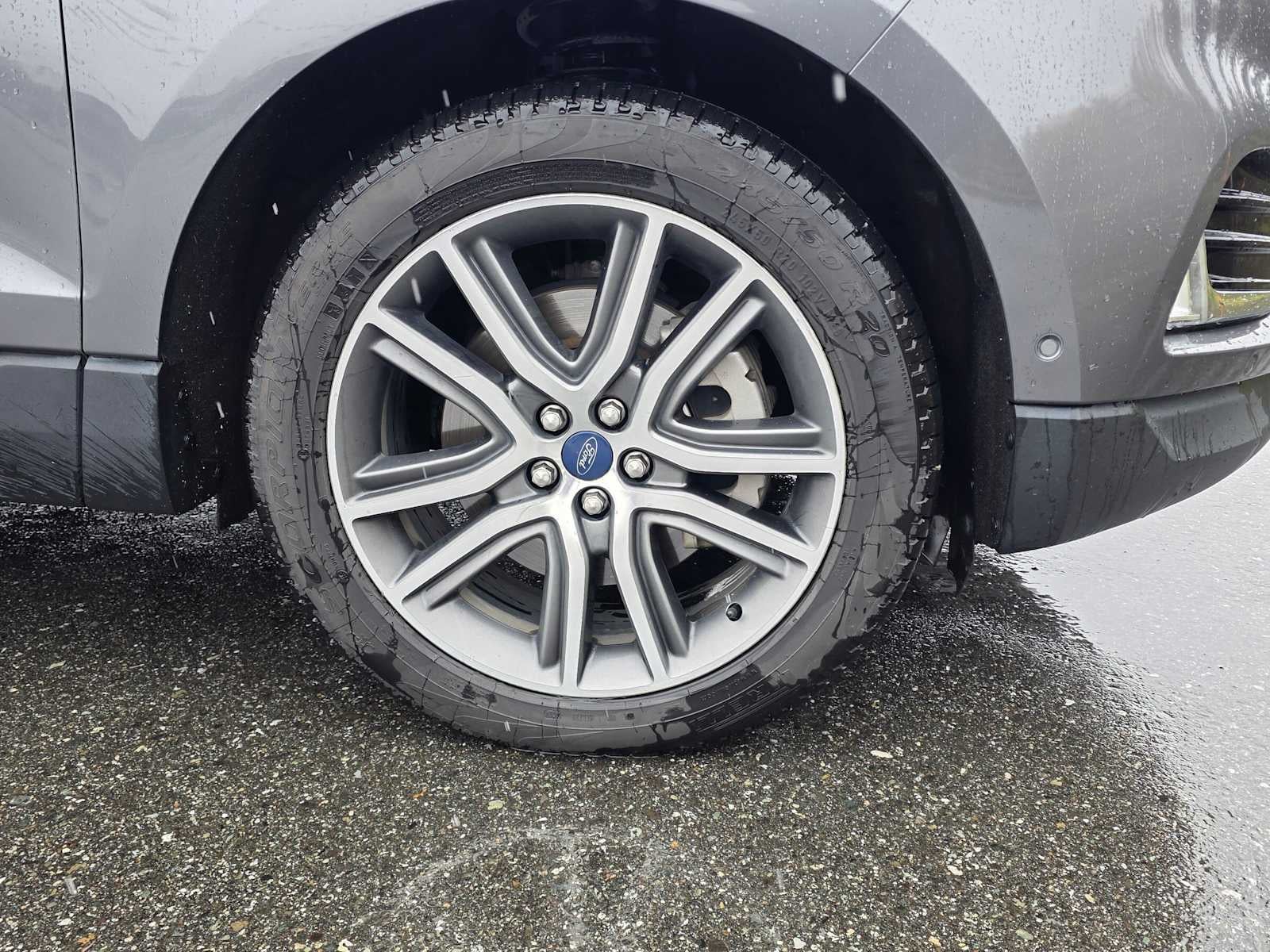 2021 Ford Edge Titanium