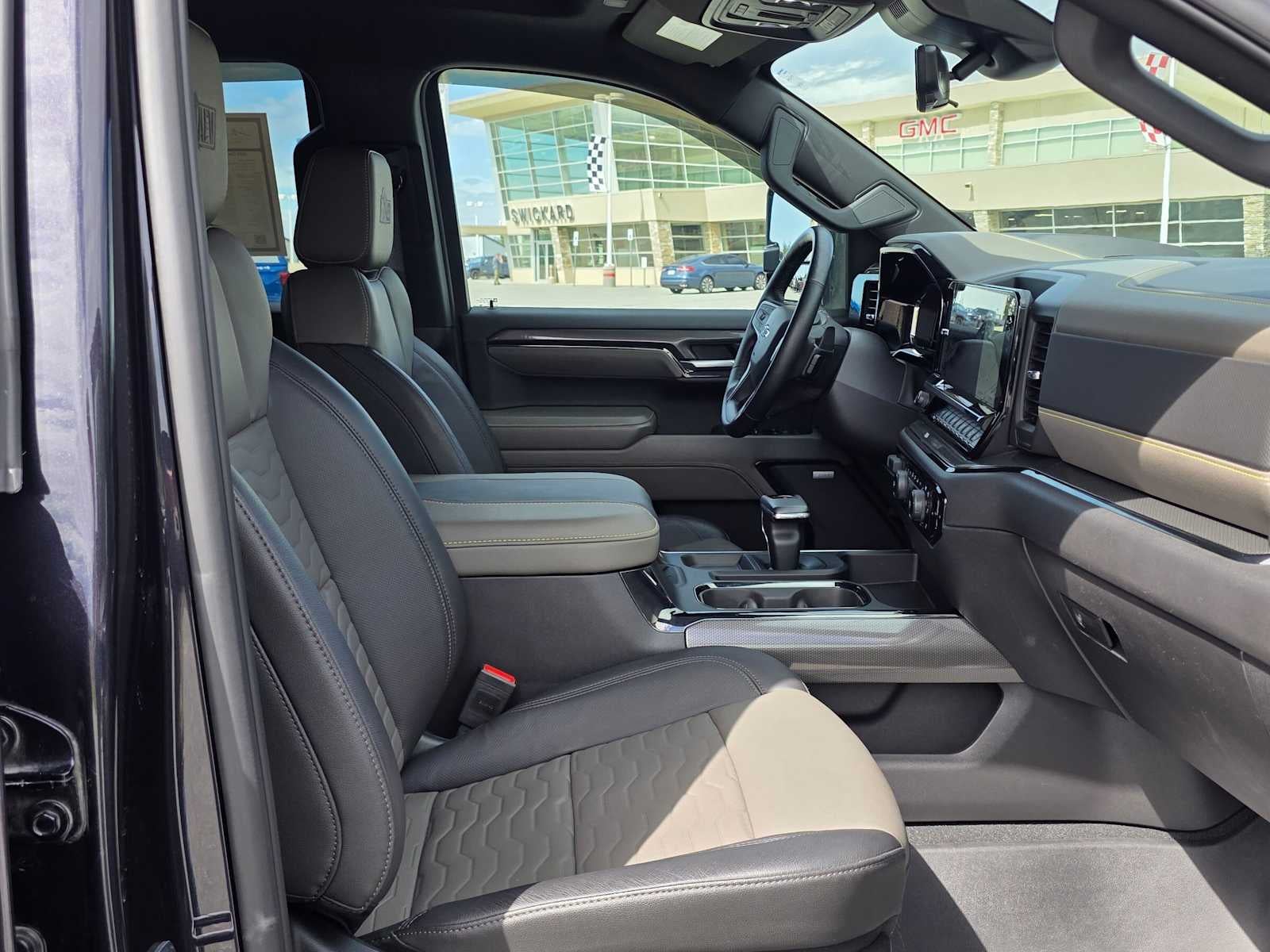 2024 Chevrolet Silverado 1500 ZR2