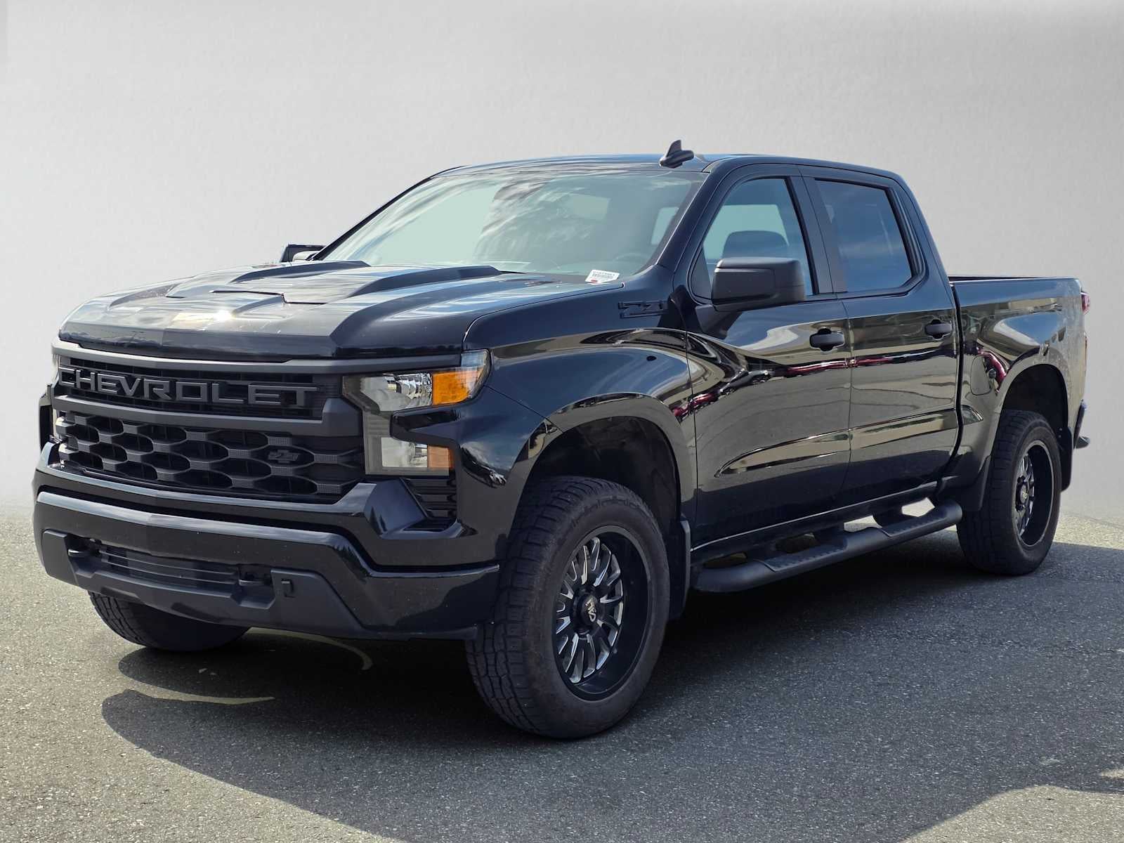 2025 Chevrolet Silverado 1500 Custom Trail Boss
