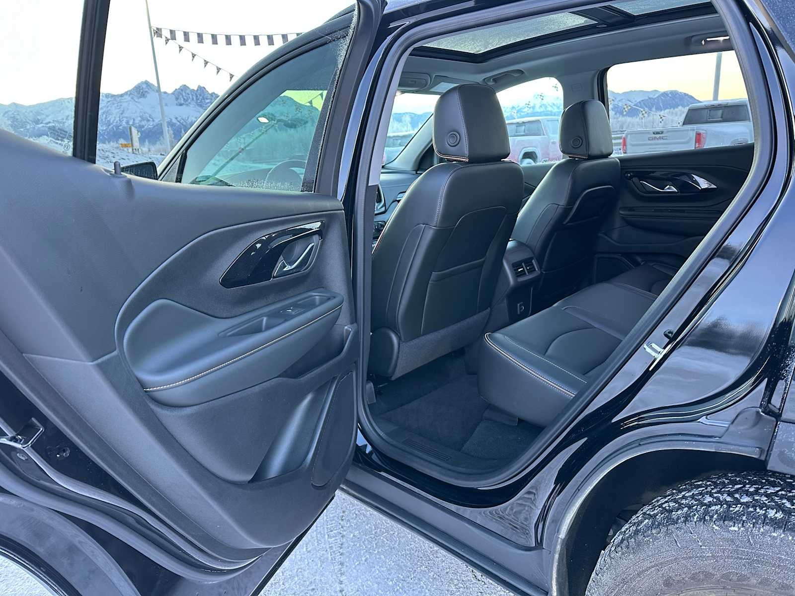 2024 GMC Terrain AT4