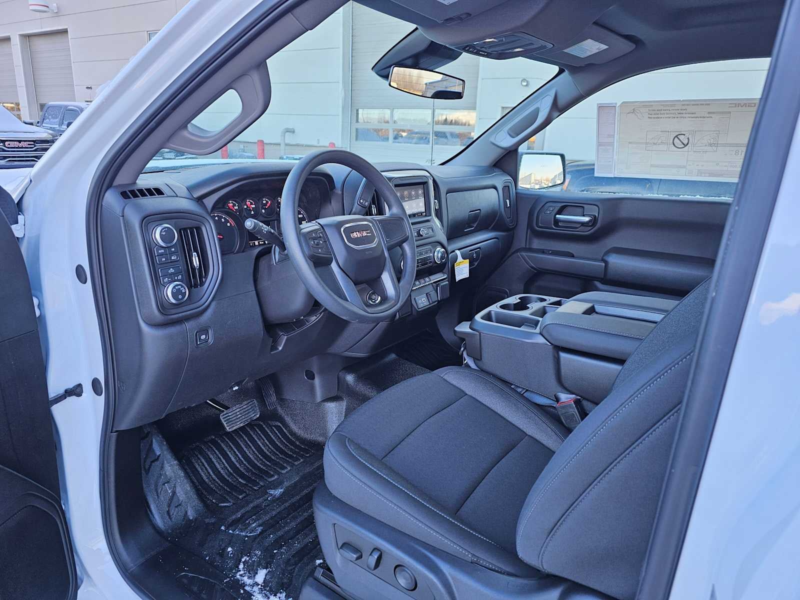 2025 GMC Sierra 1500 Pro