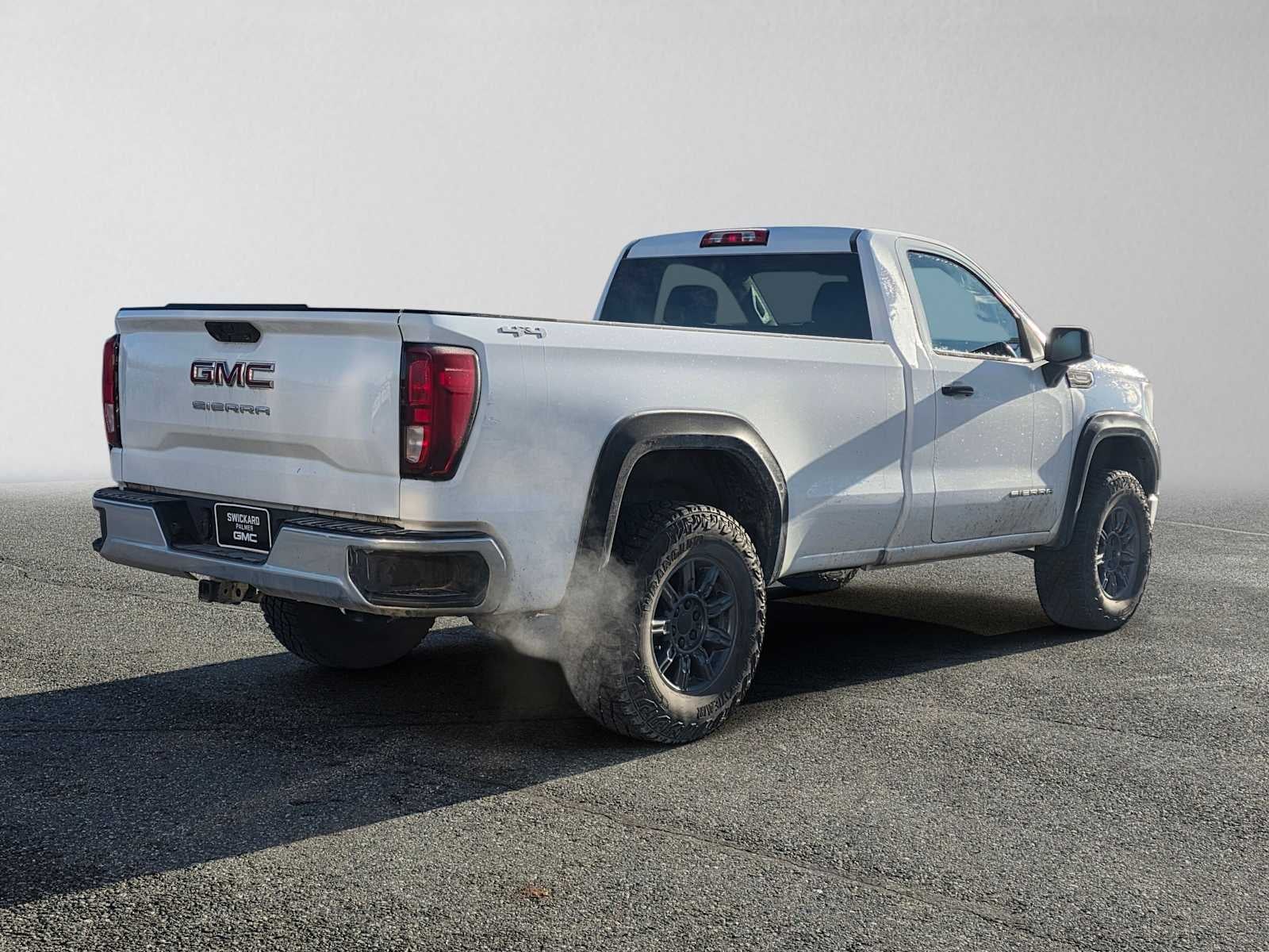 2025 GMC Sierra 1500 Pro