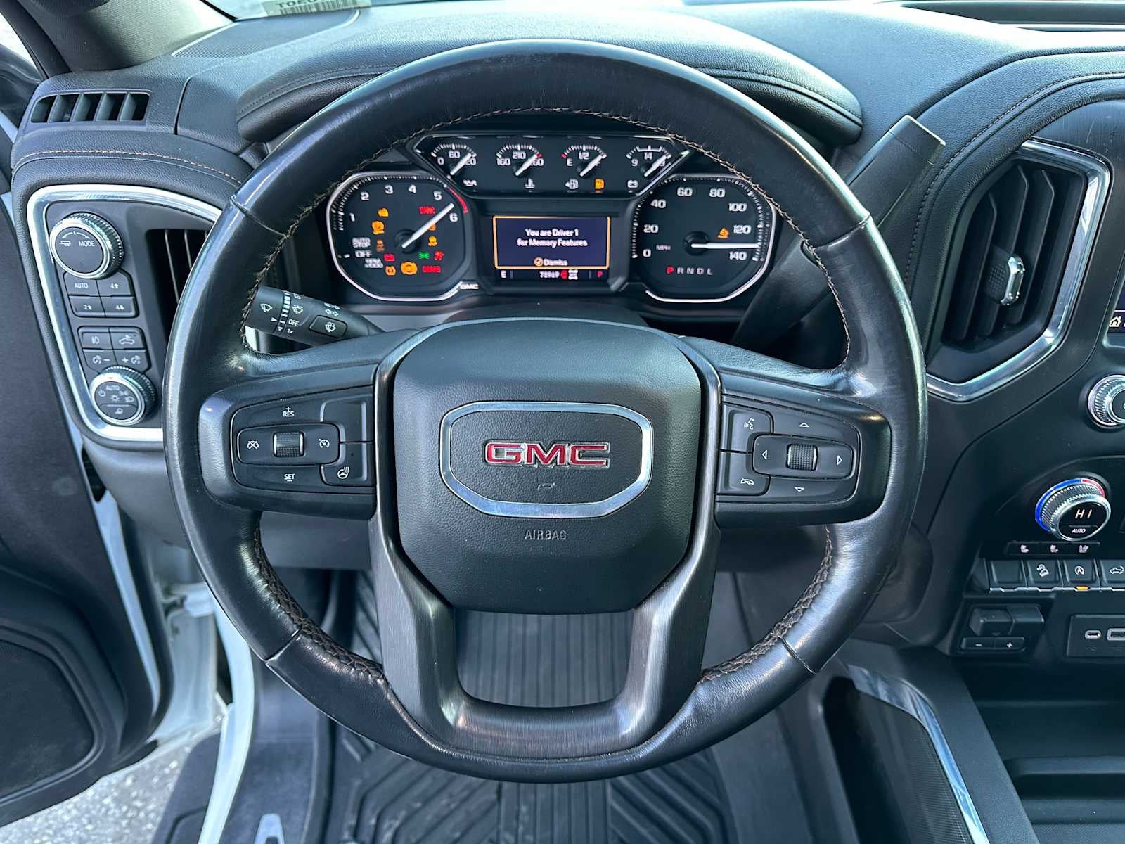 2021 GMC Sierra 1500 AT4