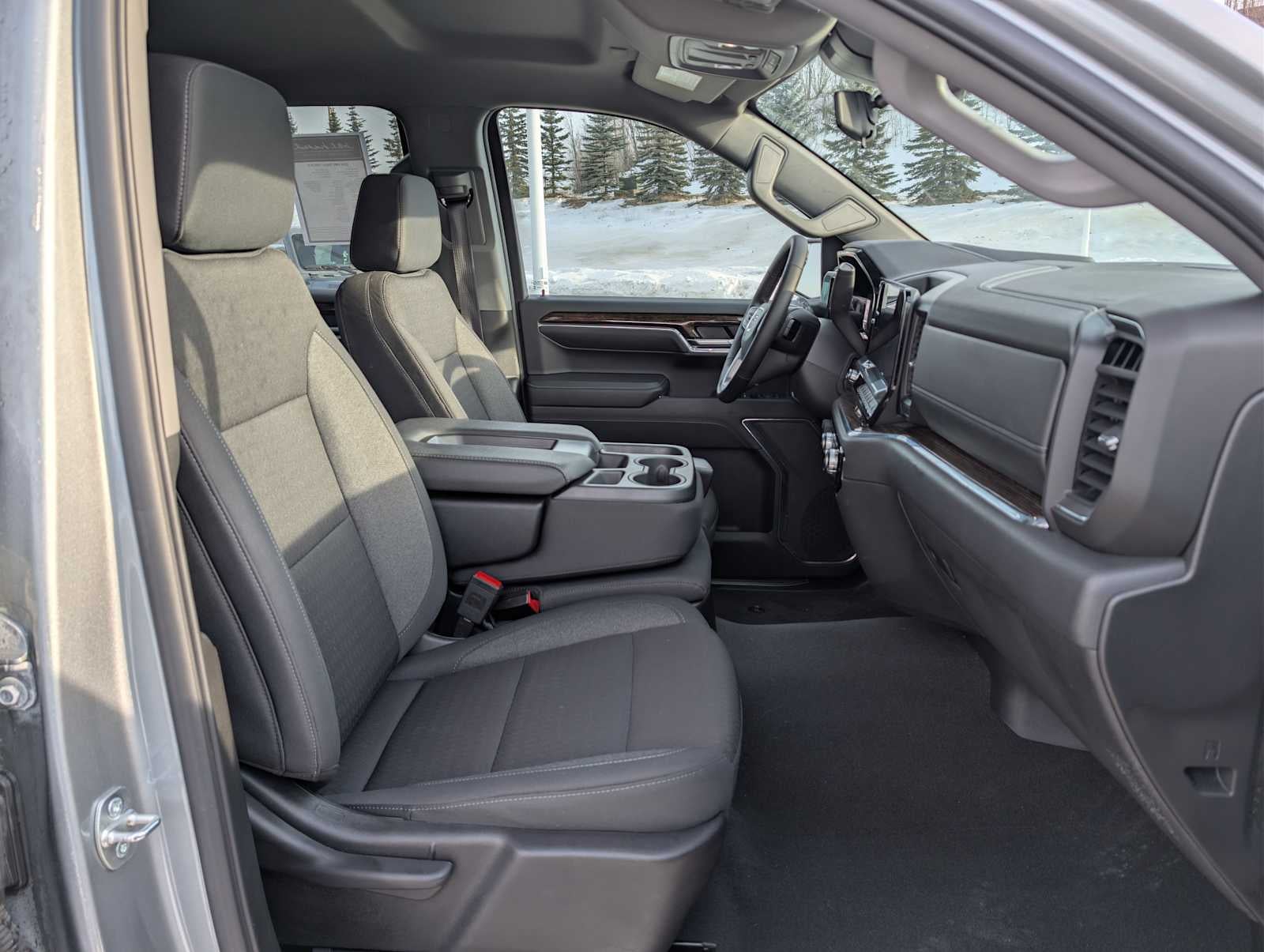 2024 GMC Sierra 1500 SLE