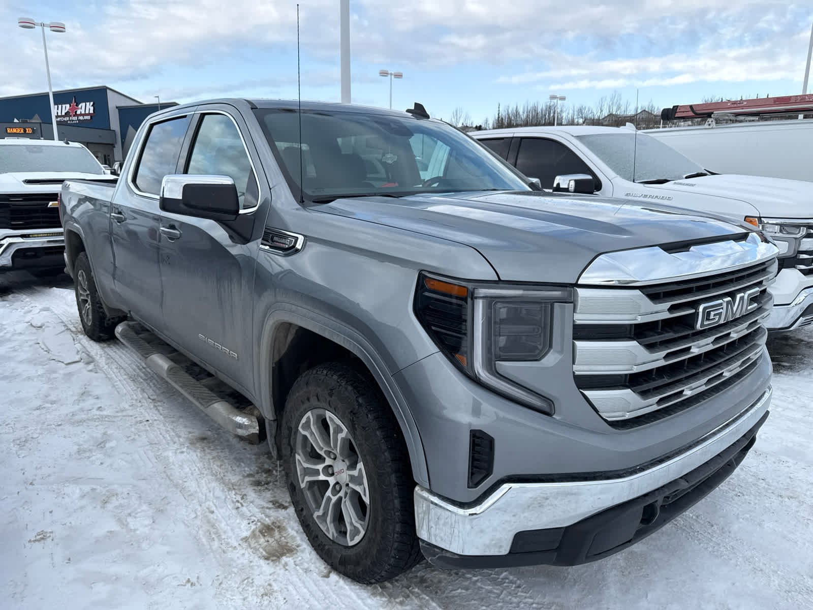 2024 GMC Sierra 1500 SLE