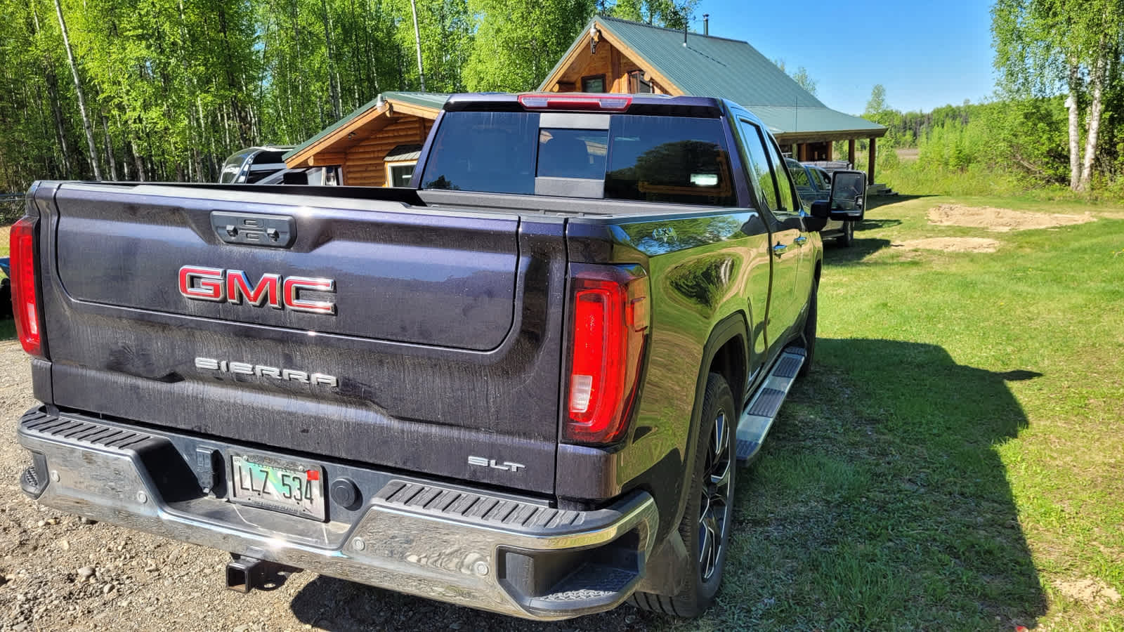 2024 GMC Sierra 1500 SLT