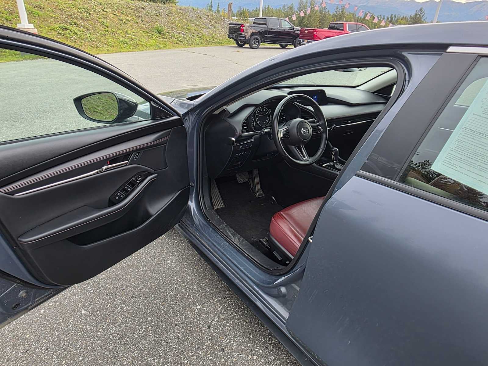 2024 Mazda Mazda3 Sedan 2.5 S Carbon Edition