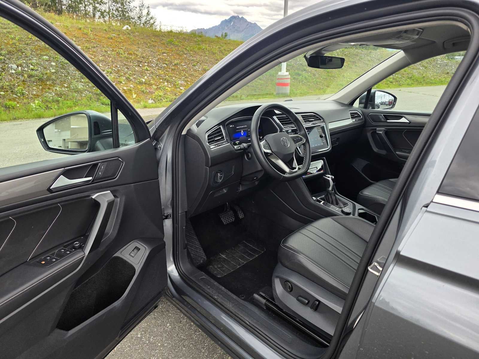 2024 Volkswagen Tiguan SE