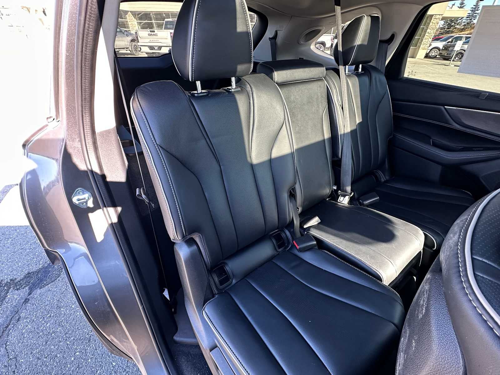 2022 Acura MDX w/Advance Package