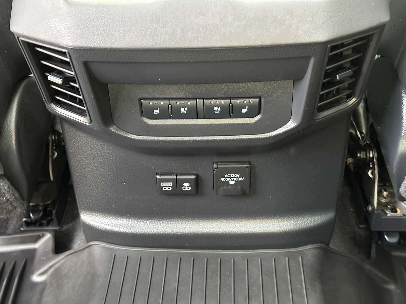 2023 Toyota Tundra 4WD Platinum