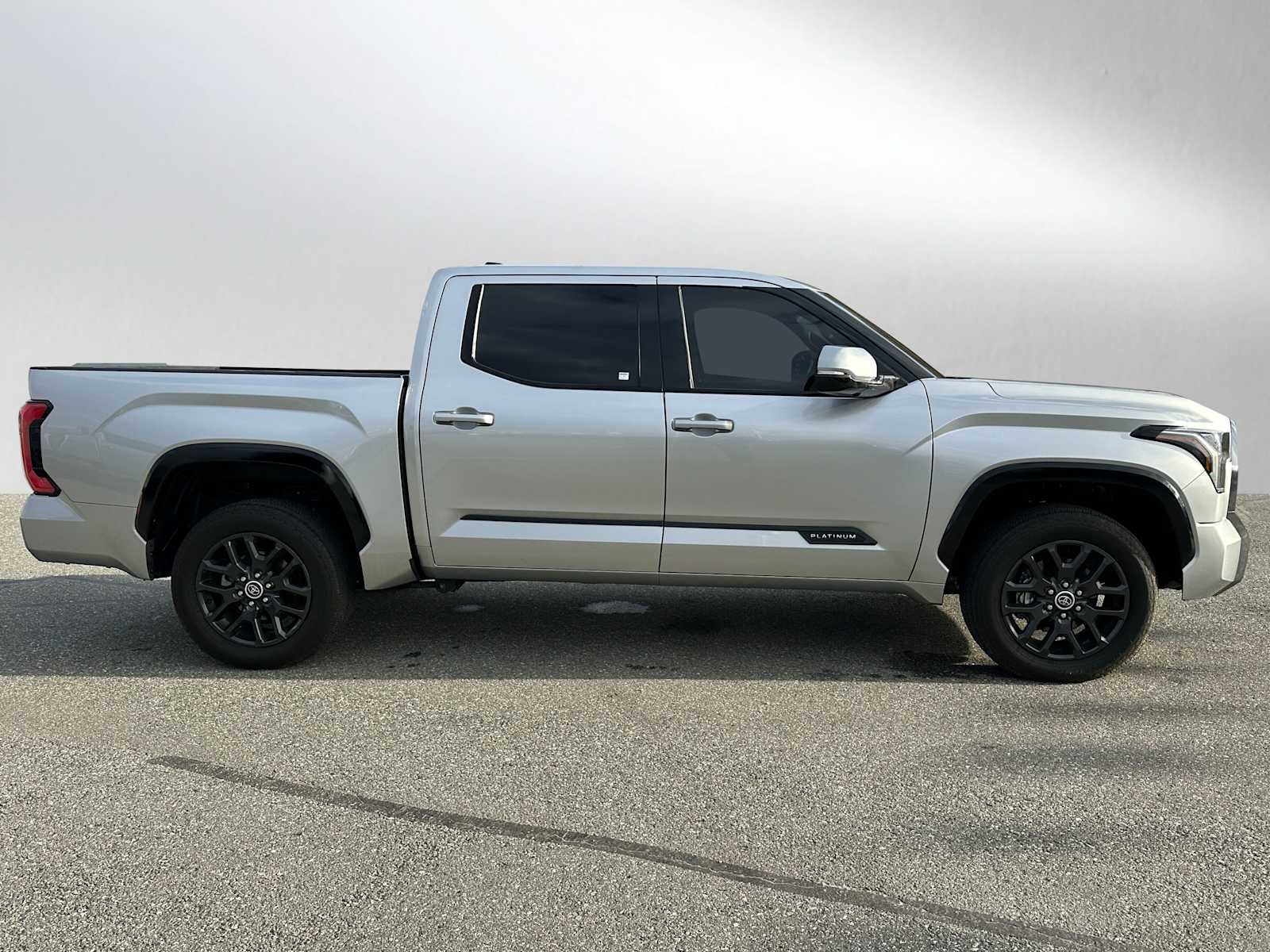 2023 Toyota Tundra 4WD Platinum