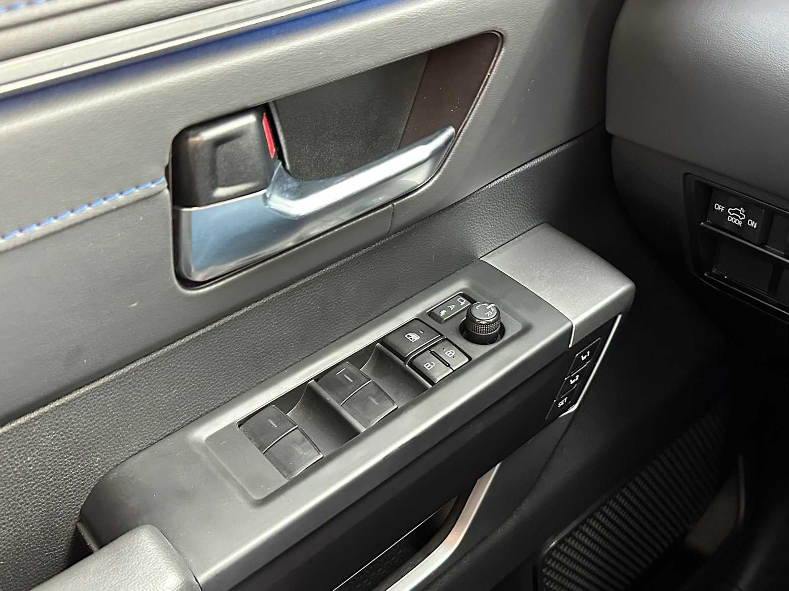 2023 Toyota Tundra 4WD Platinum