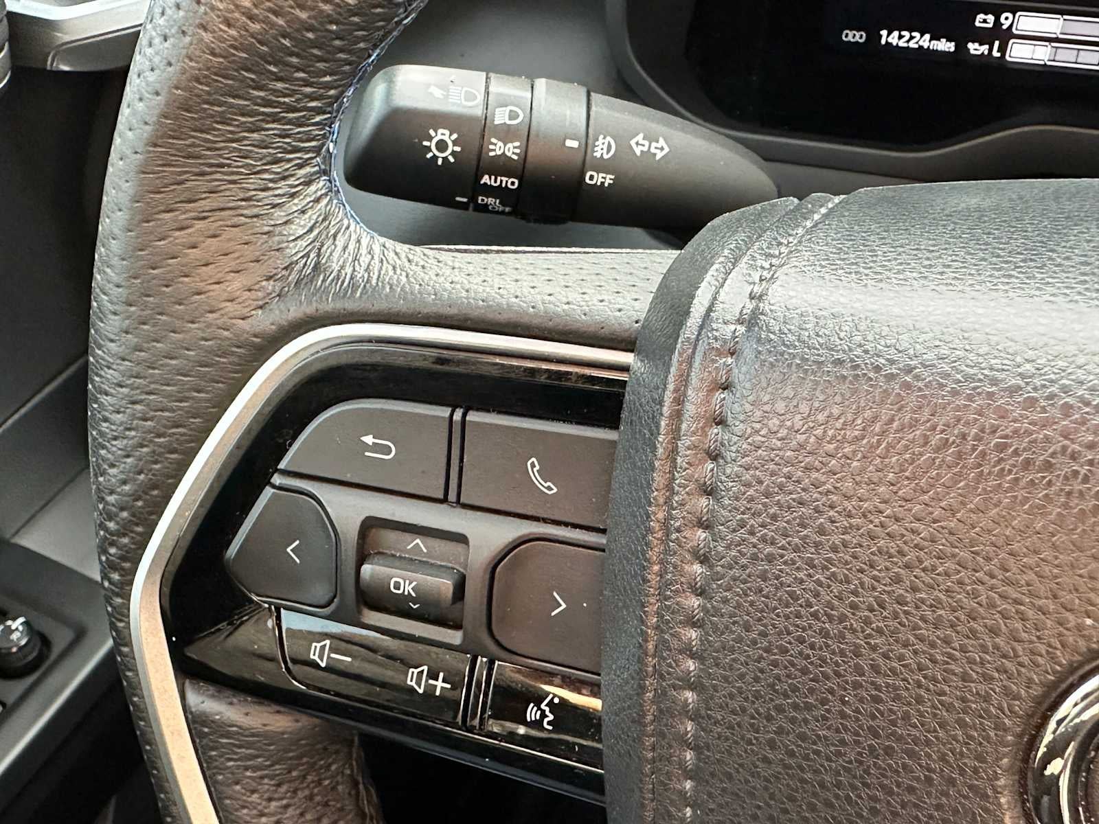 2023 Toyota Tundra 4WD Platinum