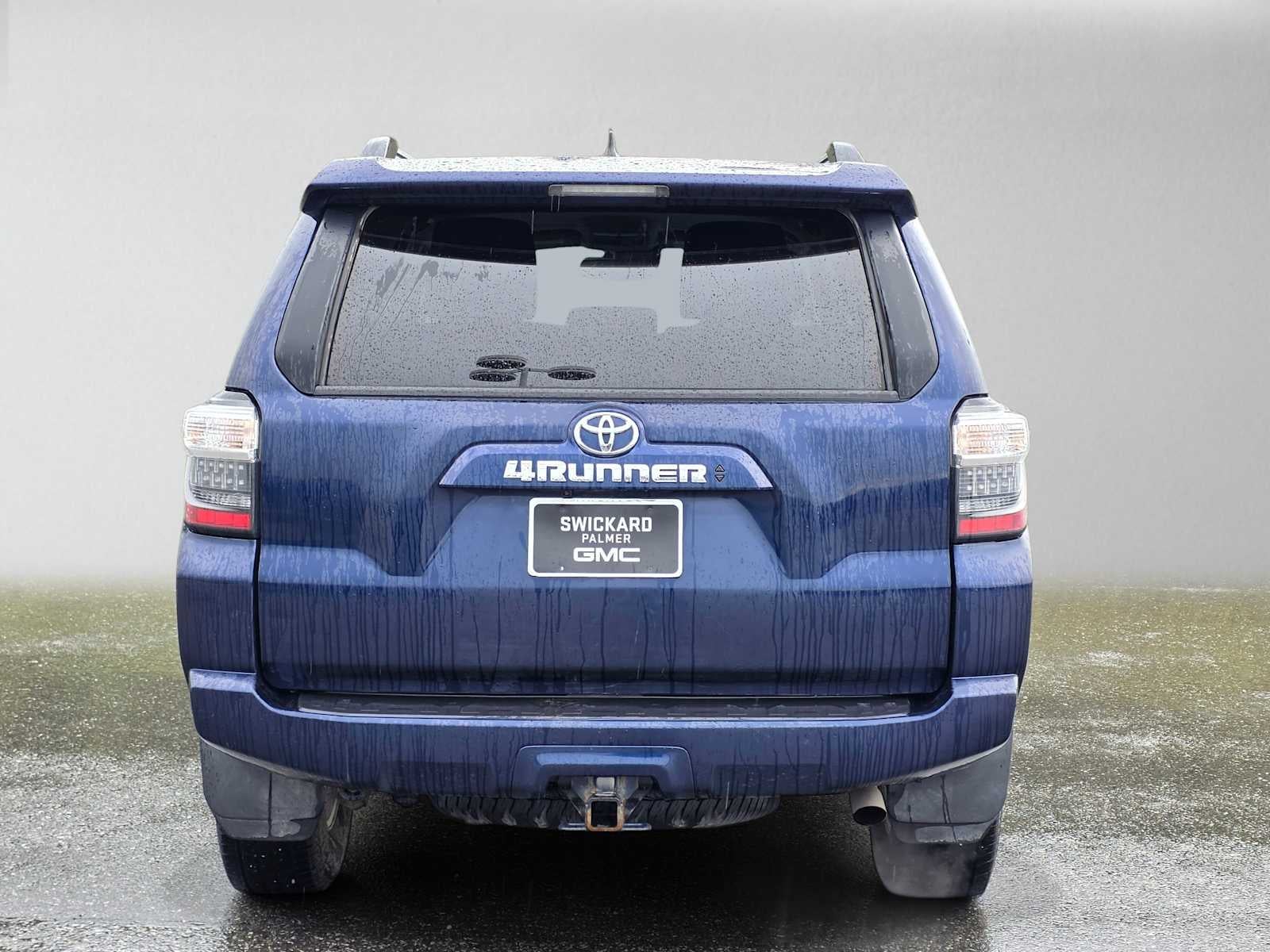 2022 Toyota 4Runner SR5