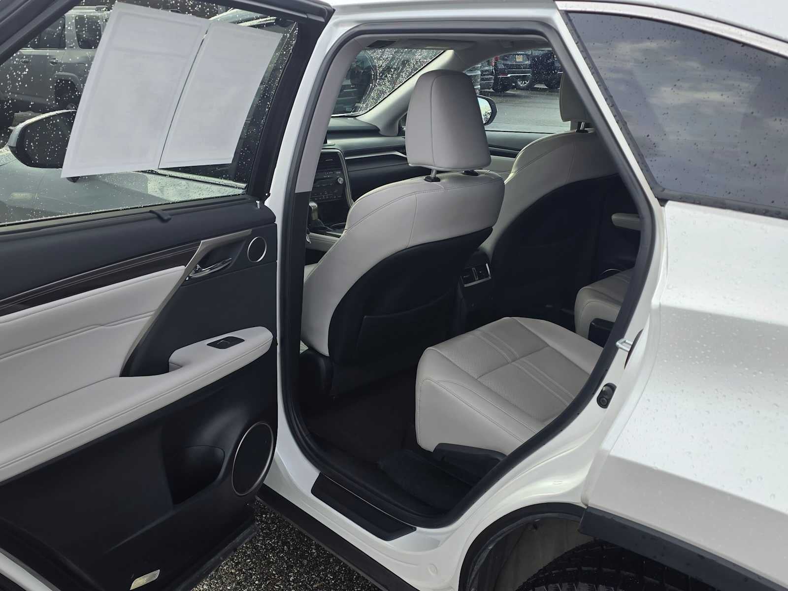 2022 Lexus RX RX 450hL Luxury